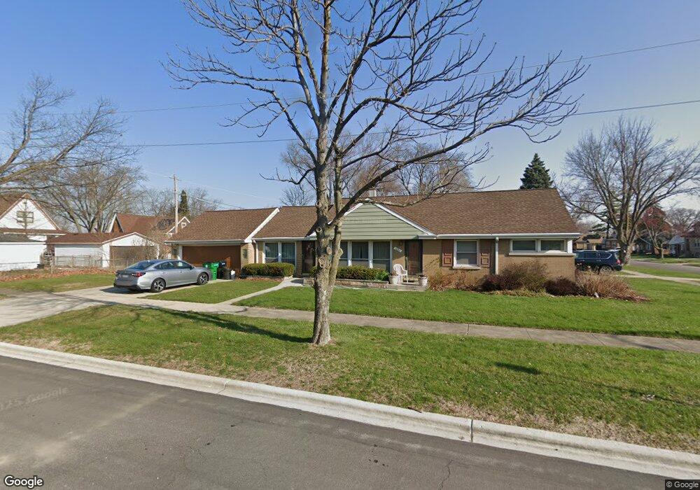 1024 Bristol Ave, Westchester, IL 60154 - photo 1
