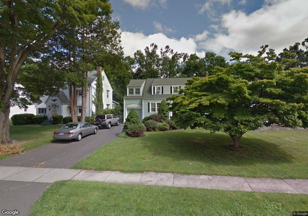 55 Beverly Rd, Wethersfield, CT 06109 - photo 1