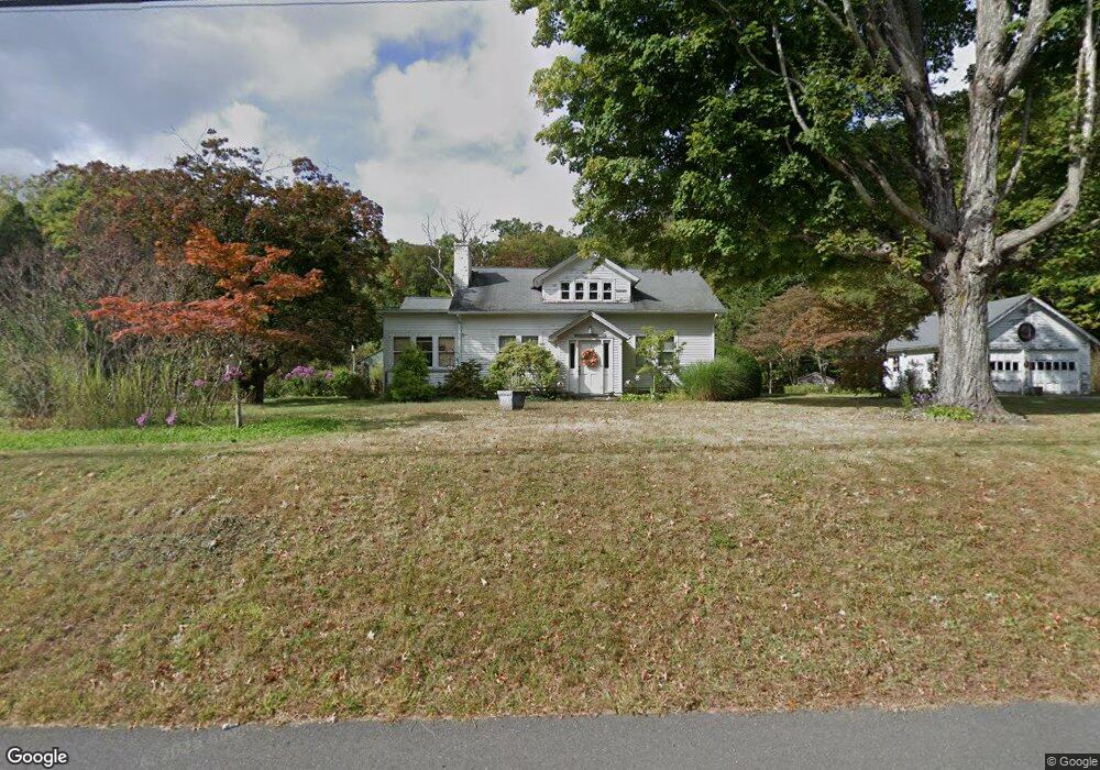 1517 Saybrook Rd, Haddam, CT 06438 - photo 1