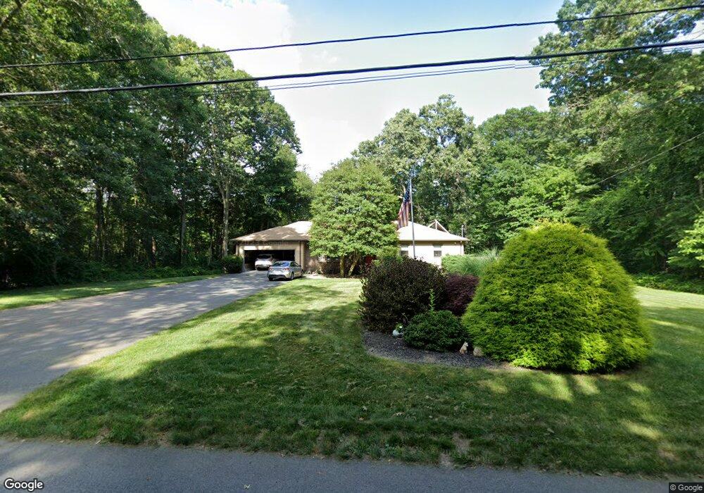 95 Christopher Cir, Westport, MA 02790 - photo 1