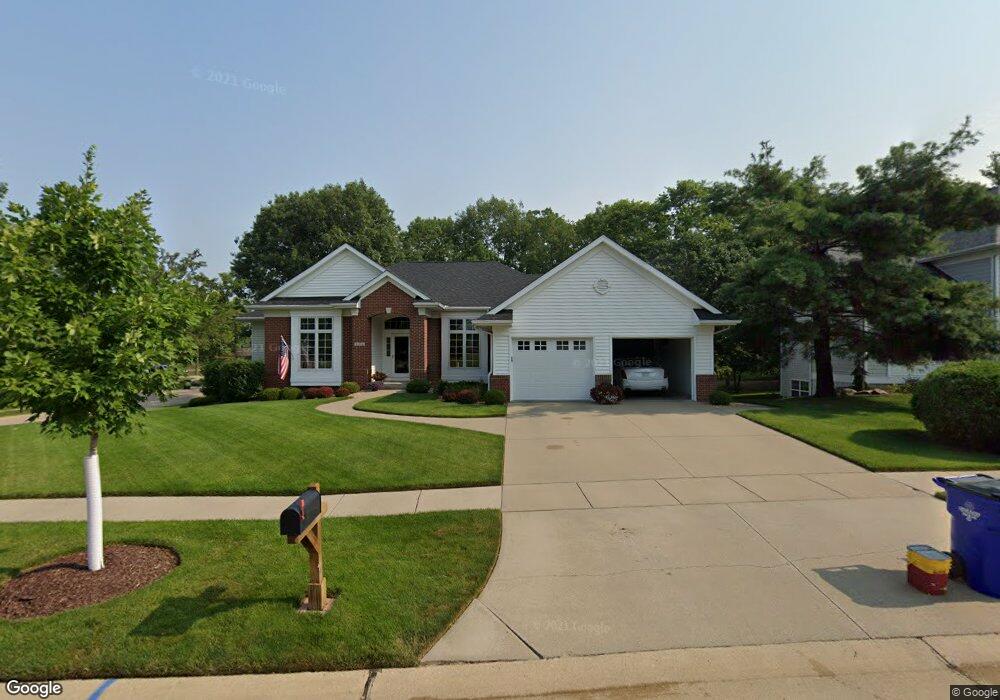 3316 Reston Ct NE, Cedar Rapids, IA 52402 - photo 1