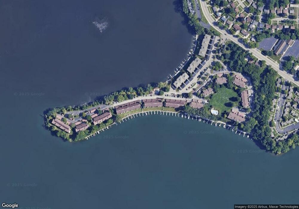 820 Cliffs Dr unit 305, Ypsilanti, MI 48198 - photo 1