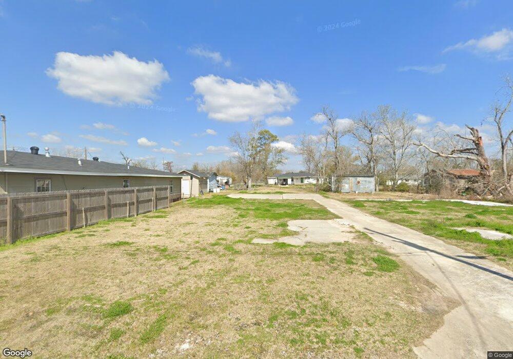 2007 Pinehurst St, Lake Charles, LA 70601 - photo 1