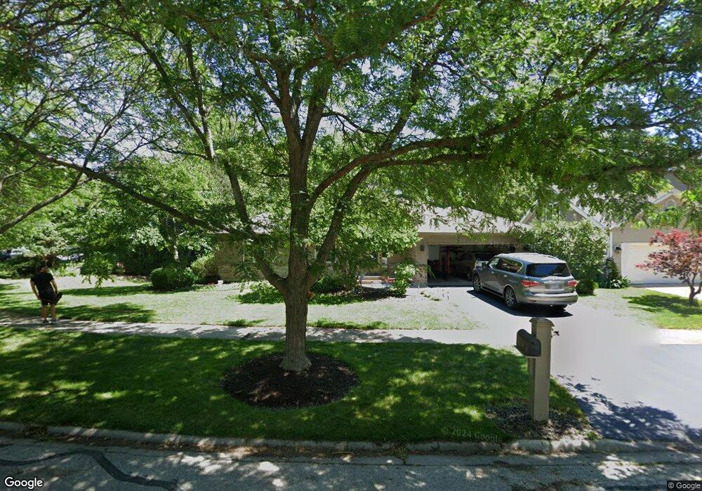 2760 Rolling Meadows Dr, Naperville, IL 60564 - photo 1