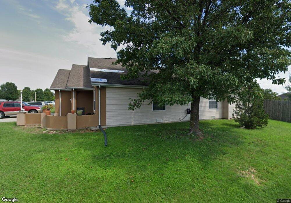 602 E Gallup Hill Rd, Nixa, MO 65714 - photo 1