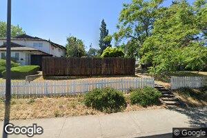 477 N Main St, Ashland, OR 97520