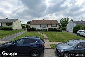 75 Oak Ridge Rd, Clifton, NJ 07013