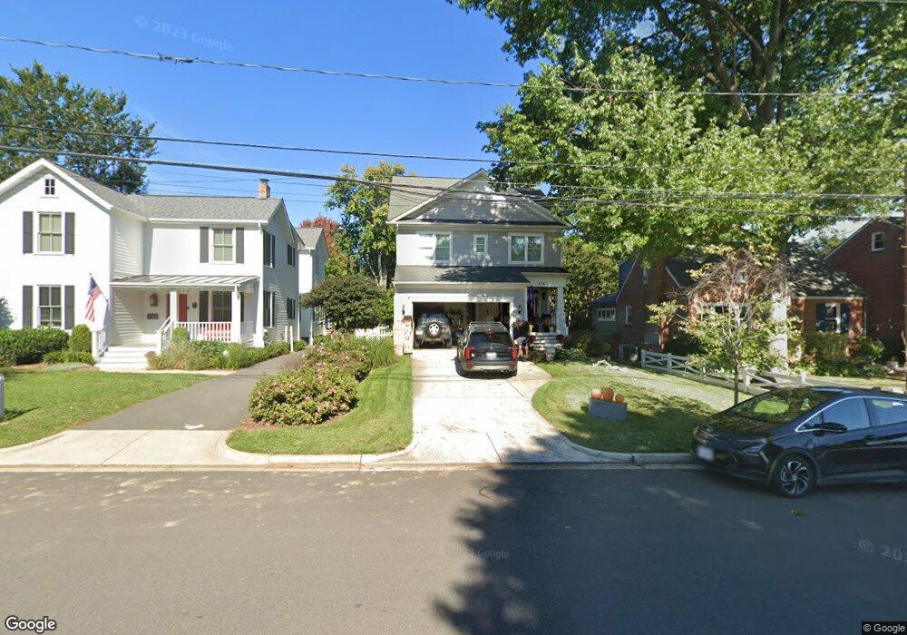 814 Park Ave, Falls Church, VA 22046 - photo 1