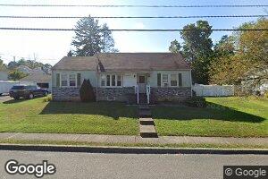 606 Pennsylvania Ave, Roseto, PA 18013