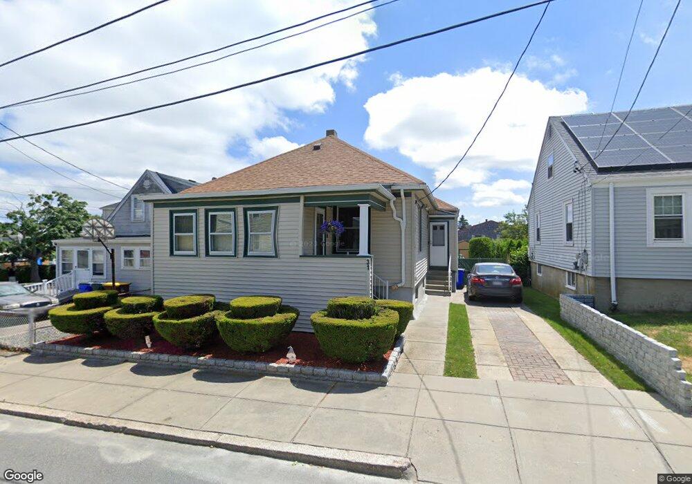 31 Beattie St, Fall River, MA 02723 - photo 1