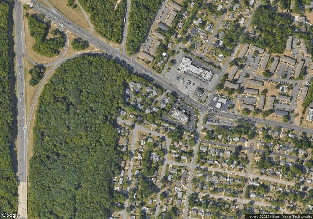 20 Commons Dr, Neptune, NJ 07753 - photo 1