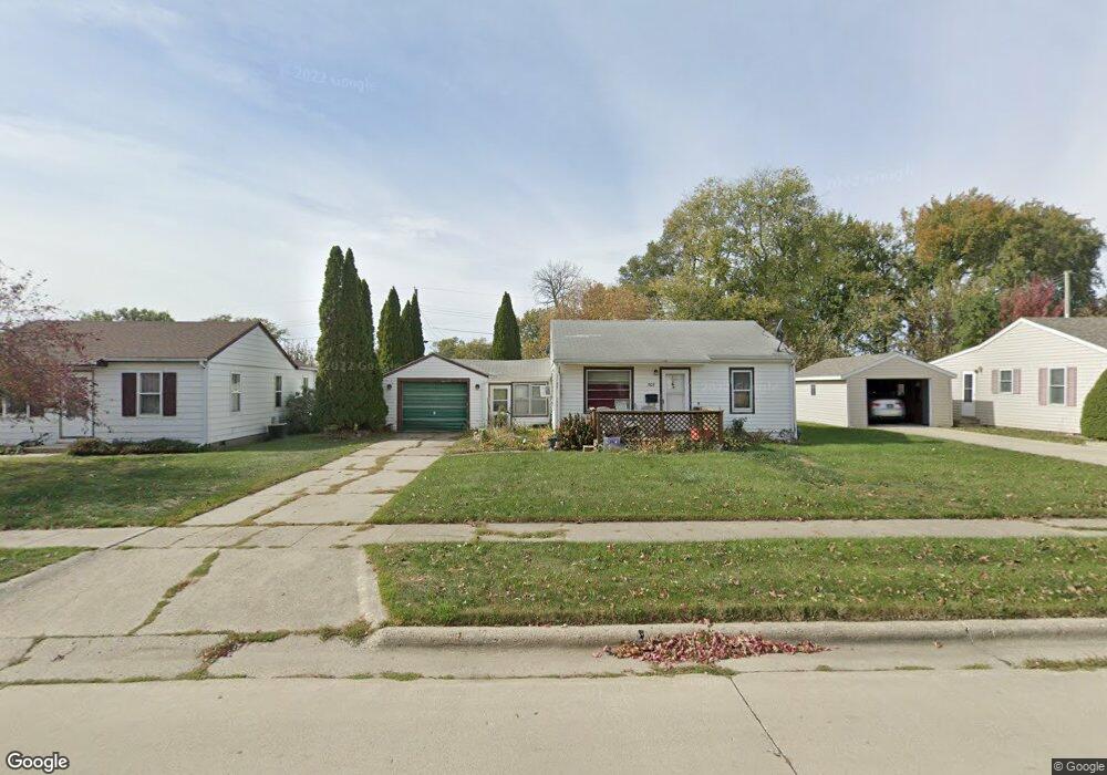 505 E 24th St S, Newton, IA 50208 - photo 1