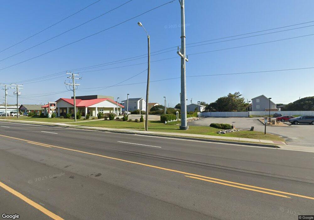 1313 S Croatan Hwy unit 14, Kill Devil Hills, NC 27948 - photo 1