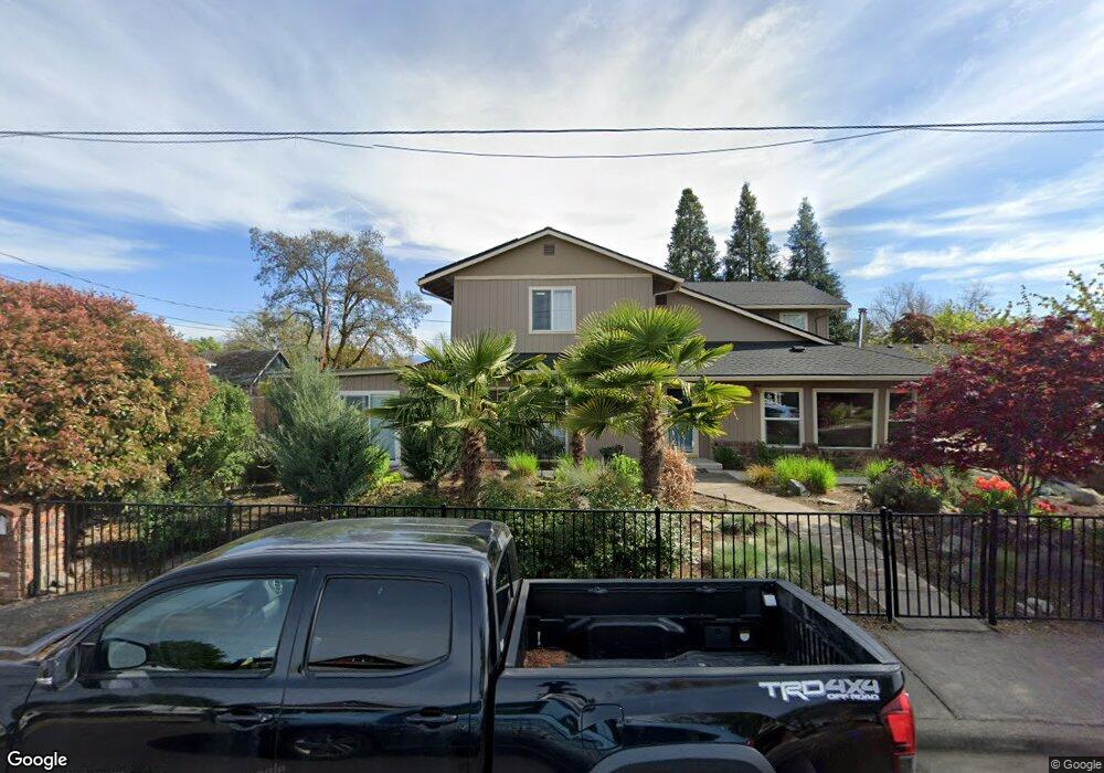 640 Cedar St, Central Point, OR 97502 - photo 1