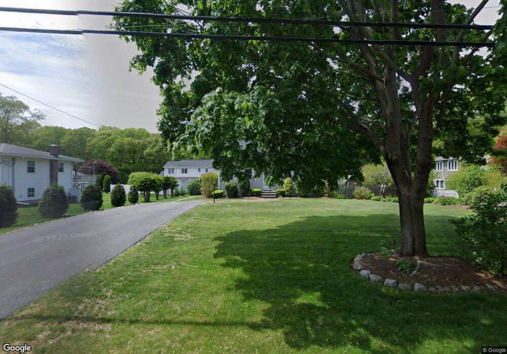 137 Wildflower Dr, Cranston, RI 02921 - photo 1