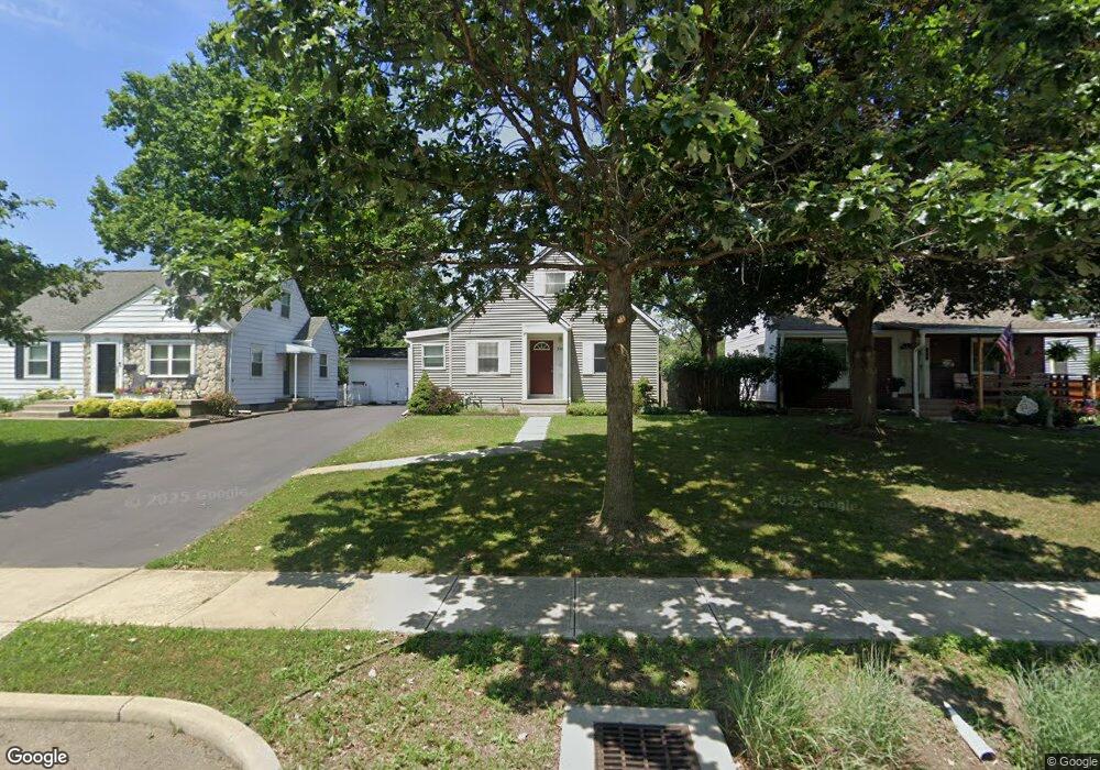 558 Chatham Rd, Columbus, OH 43214 - photo 1