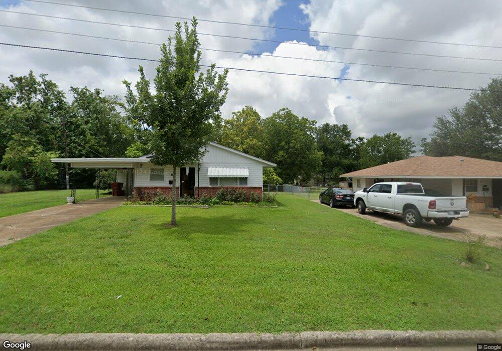 401 N 10th St, Hugo, OK 74743 - photo 1