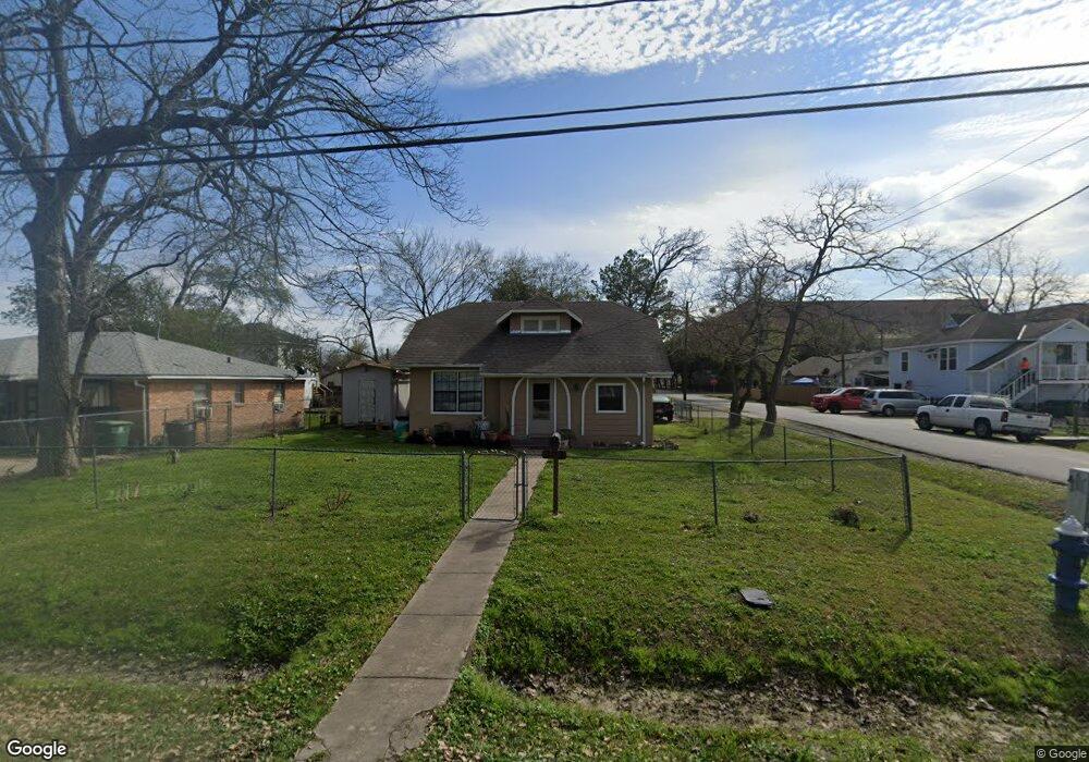 902 King St, Houston, TX 77022 - photo 1