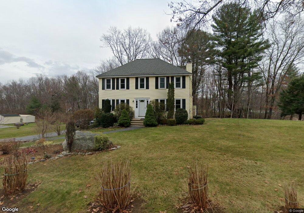 201 E Richardson Rd, Dracut, MA 01826 - photo 1
