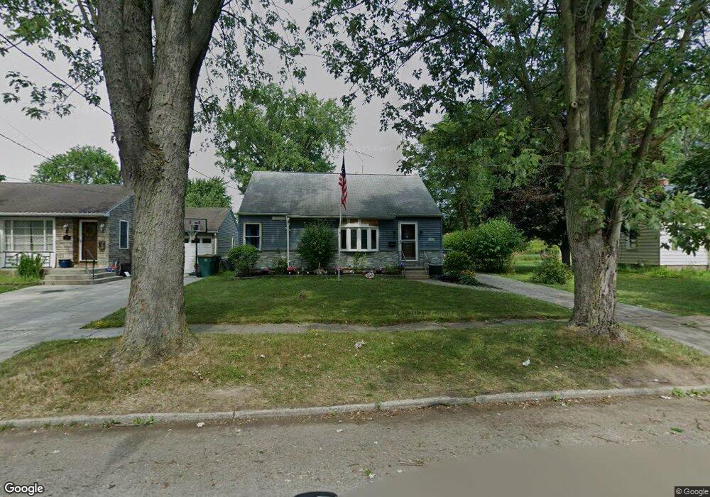 390 E Stenzil St, North Tonawanda, NY 14120 - photo 1