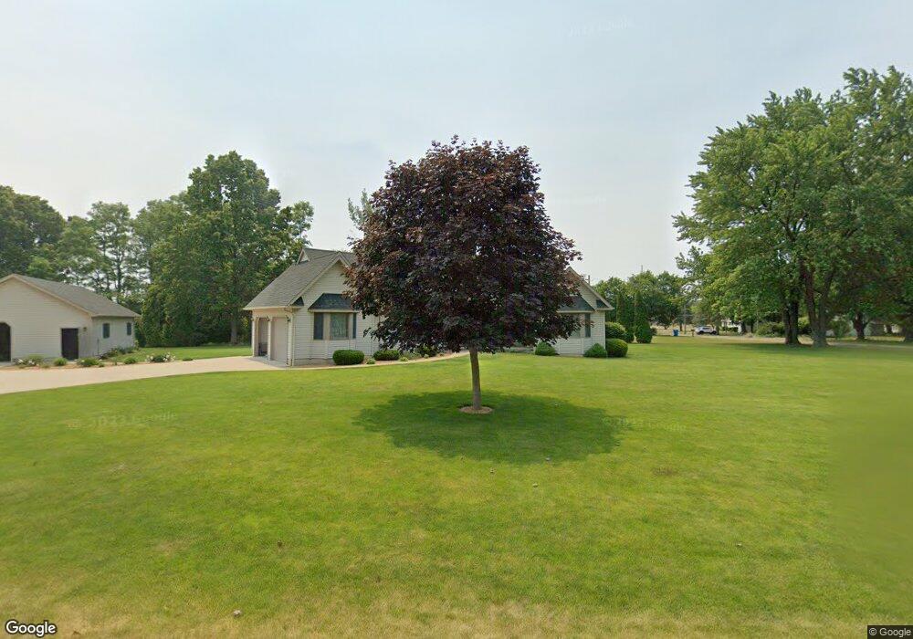 27661 Ellis Dr, Sturgis, MI 49091 - photo 1