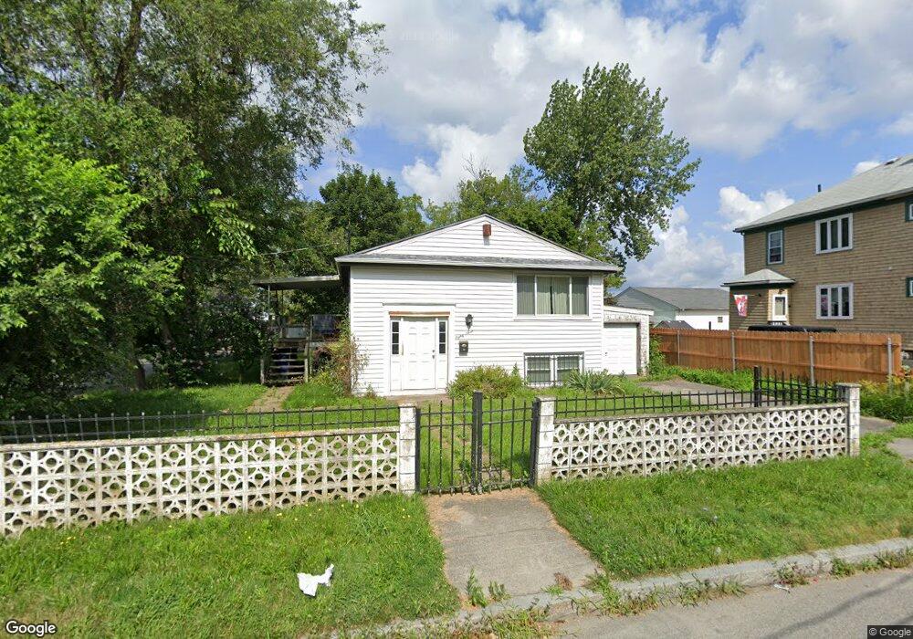 87 Carl St, Fall River, MA 02721 - photo 1