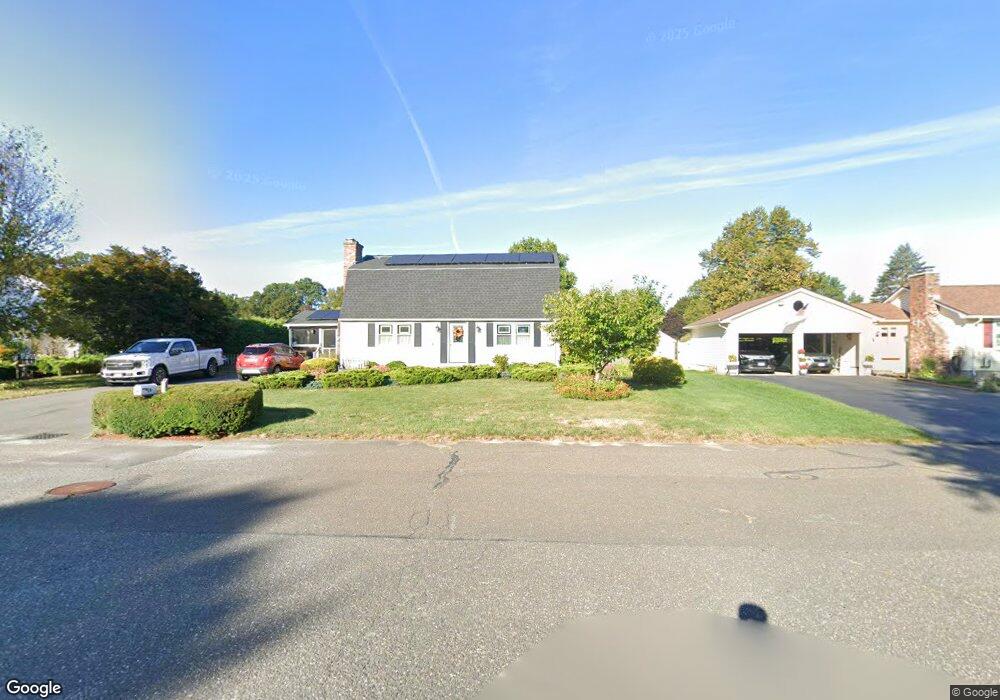 19 Hannum Brook Dr, Easthampton, MA 01027 - photo 1