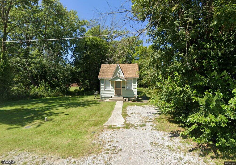 11 S Herbert St, Harrisburg, IL 62946 - photo 1
