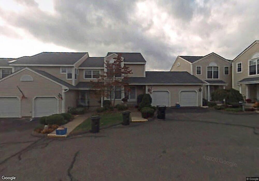 304 Limner Cir, Rocky Hill, CT 06067 - photo 1