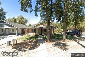 896 E 19th St, Chico, CA 95928