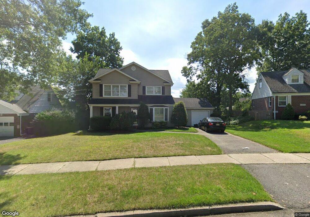 213 Beech Dr N, River Edge, NJ 07661 - photo 1