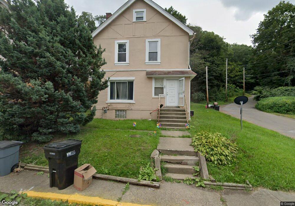 121 Jones St, Aliquippa, PA 15001 - photo 1