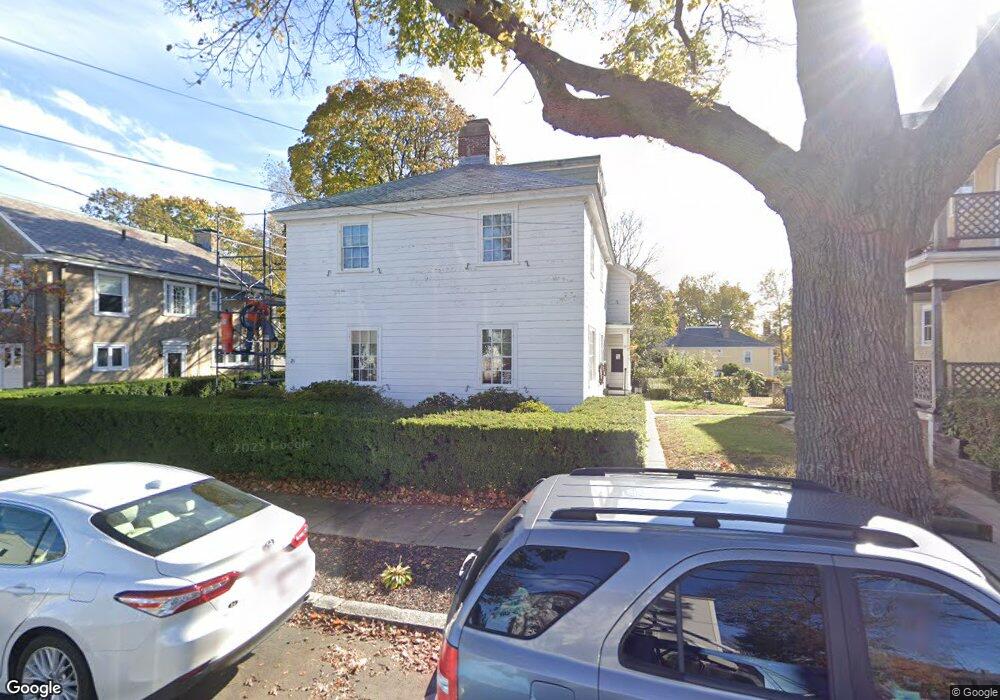 21 Cedar St, Salem, MA 01970 - photo 1