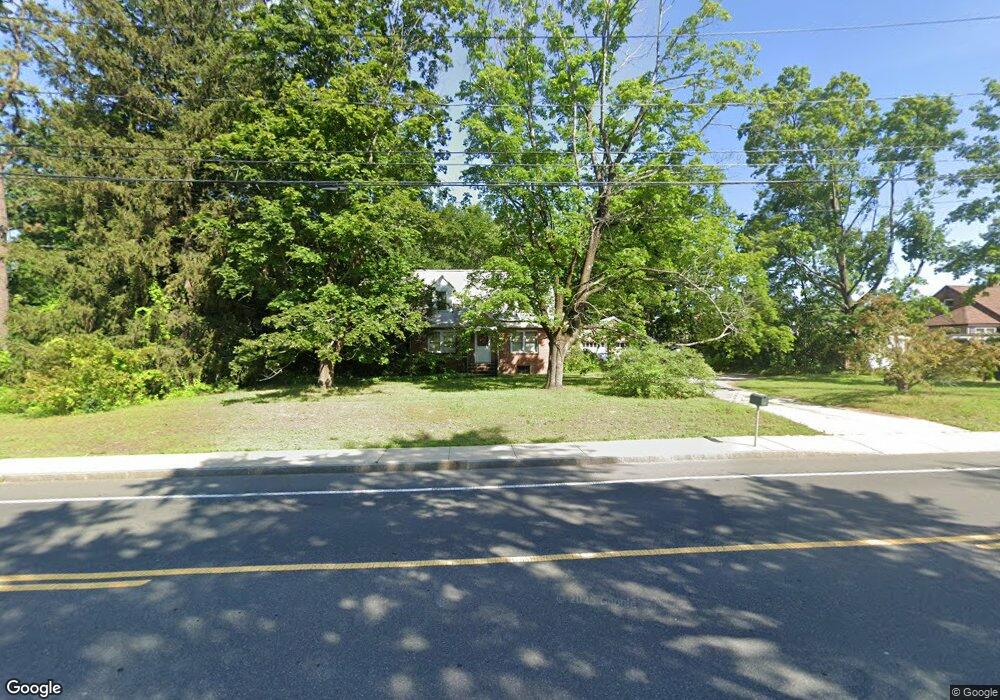 537 Center St, Ludlow, MA 01056 - photo 1