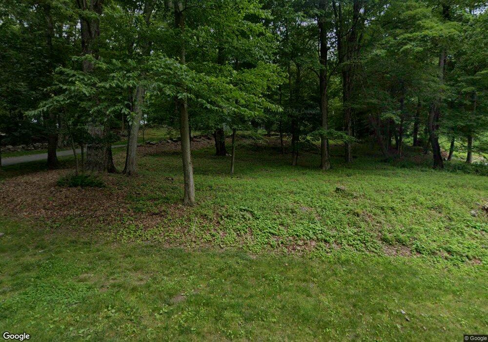 36 Woodcrest Dr, Armonk, NY 10504 - photo 1