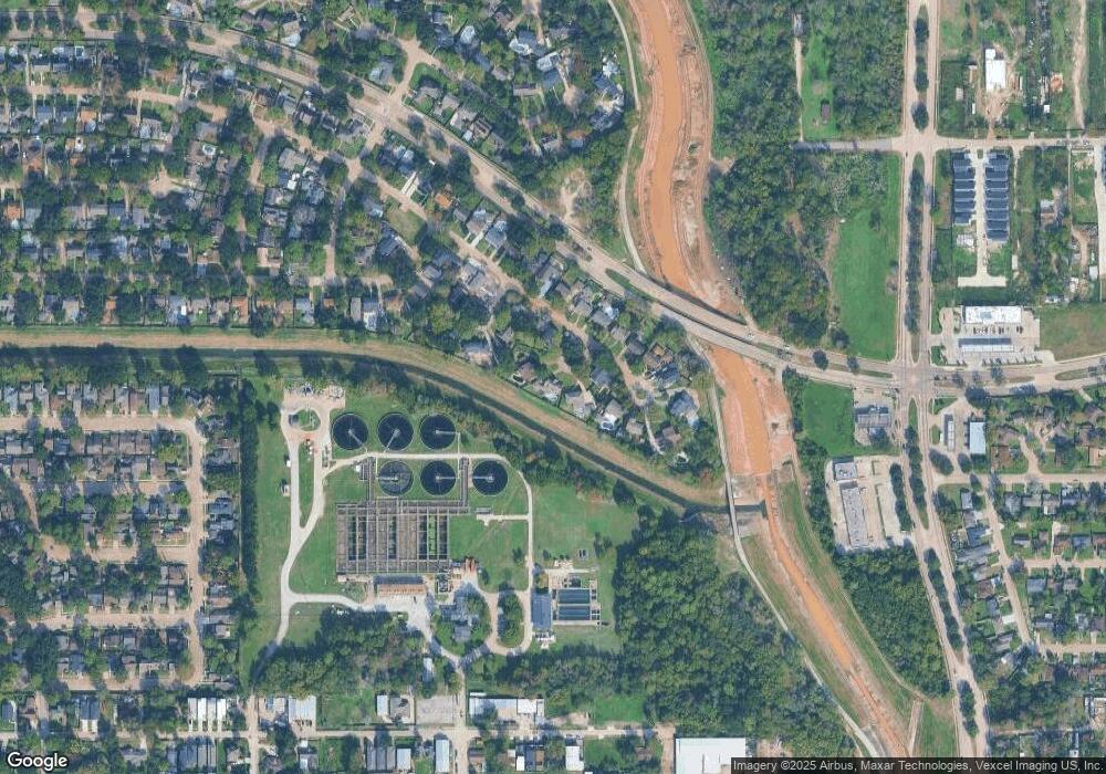 4723 Bayou Vista Dr, Houston, TX 77091 - photo 1