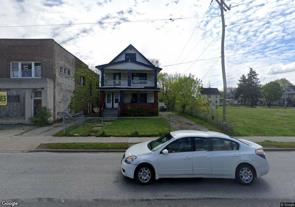 4063 E 131st St, Cleveland, OH 44105 - photo 1