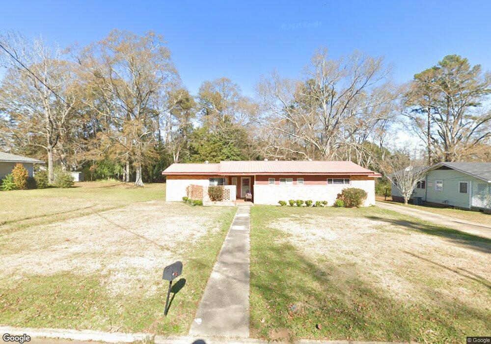 131 E Whitworth St, Hazlehurst, MS 39083 - photo 1