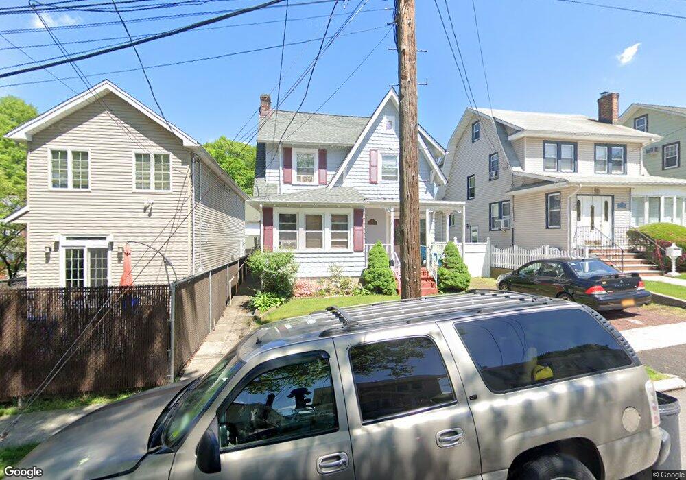 213 Hart Ave, Staten Island, NY 10310 - photo 1