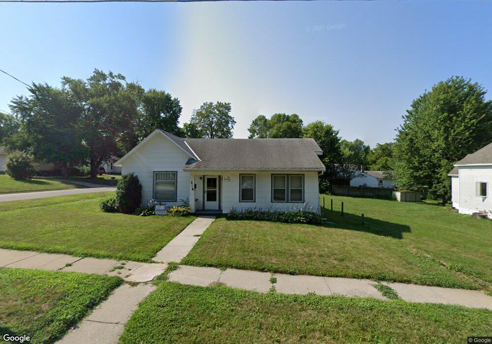 316 E Thomas Ave, Shenandoah, IA 51601 - photo 1