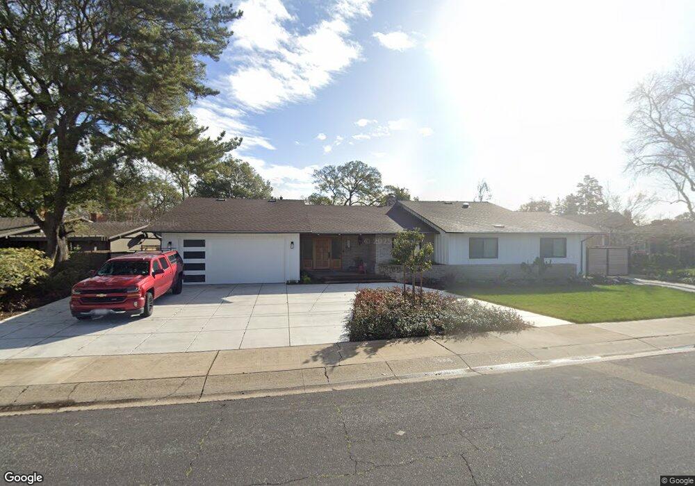 1520 Edgewood Dr, Lodi, CA 95240 - photo 1