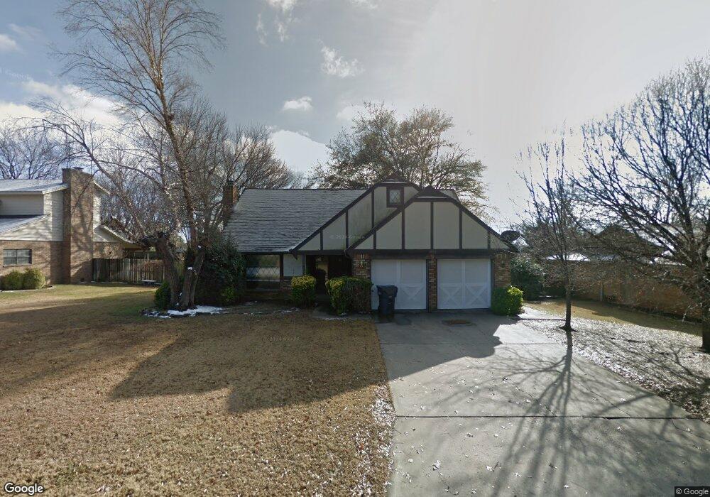 2402 Woodleaf Ct, Ardmore, OK 73401 - photo 1