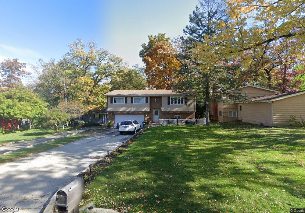 304 Locust St, Lake In the Hills, IL 60156 - photo 1