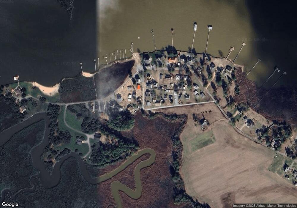 254 Mayfly Dr, Dunnsville, VA 22454 - photo 1