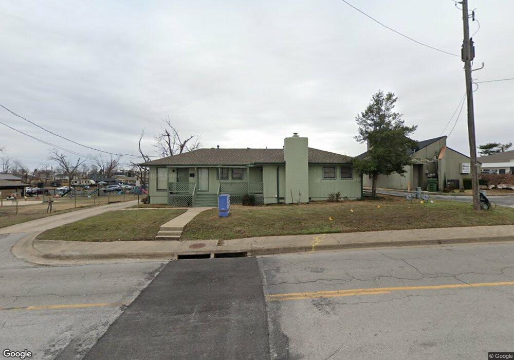 1012 W Poplar St, Rogers, AR 72756 - photo 1