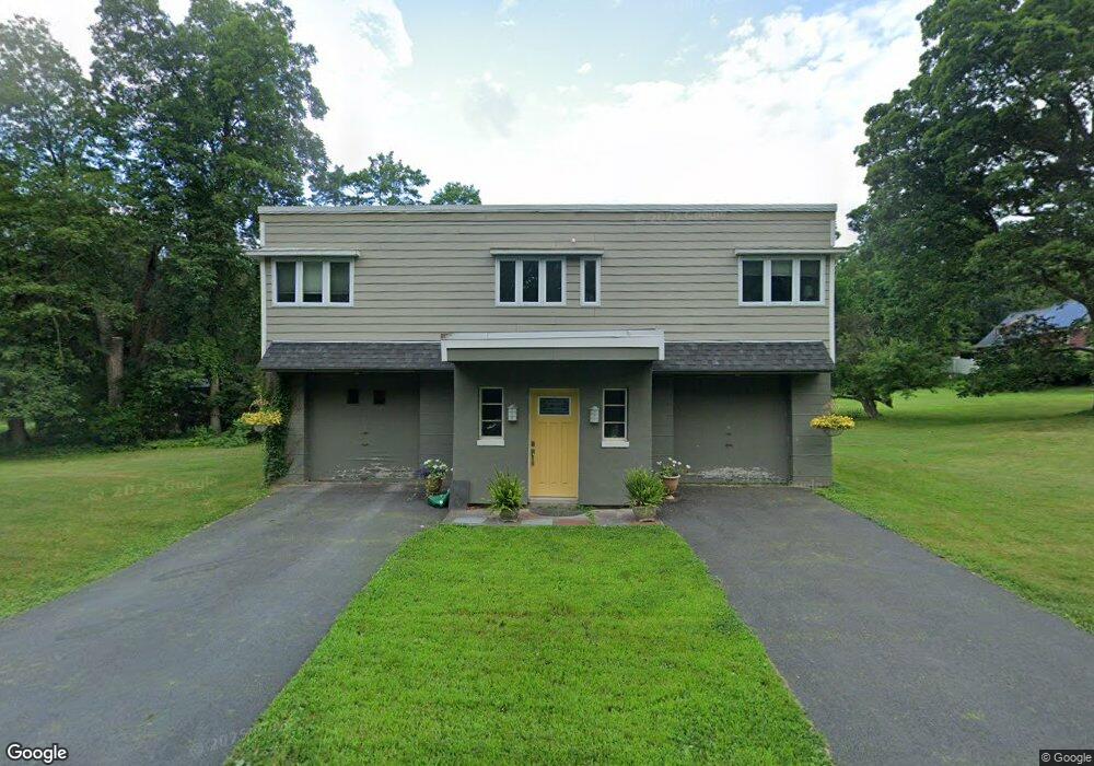 7 Middle Hill Rd, Troy, NY 12180 - photo 1