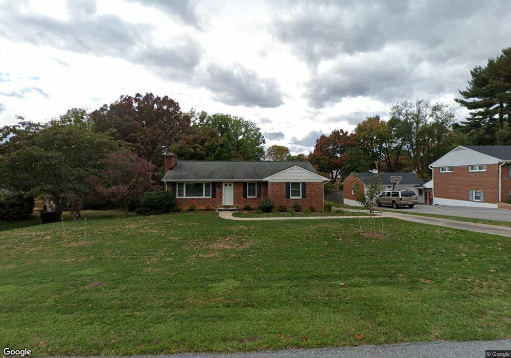 6518 Carroll Highlands Rd, Sykesville, MD 21784 - photo 1