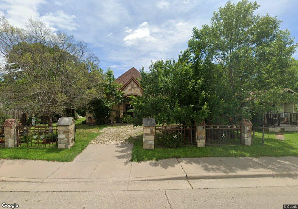 204 Elmo St unit 206, Cleburne, TX 76031 - photo 1