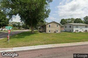811 8th St, Nicollet, MN 56074