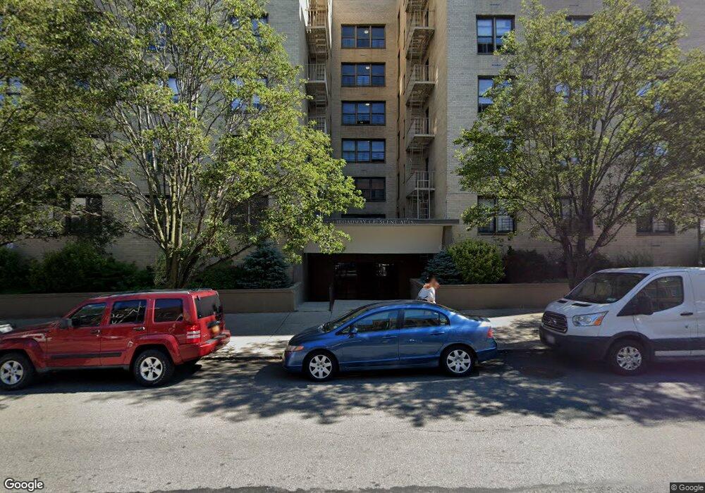 23-35 Broadway unit 4 D, Astoria, NY 11106 - photo 1